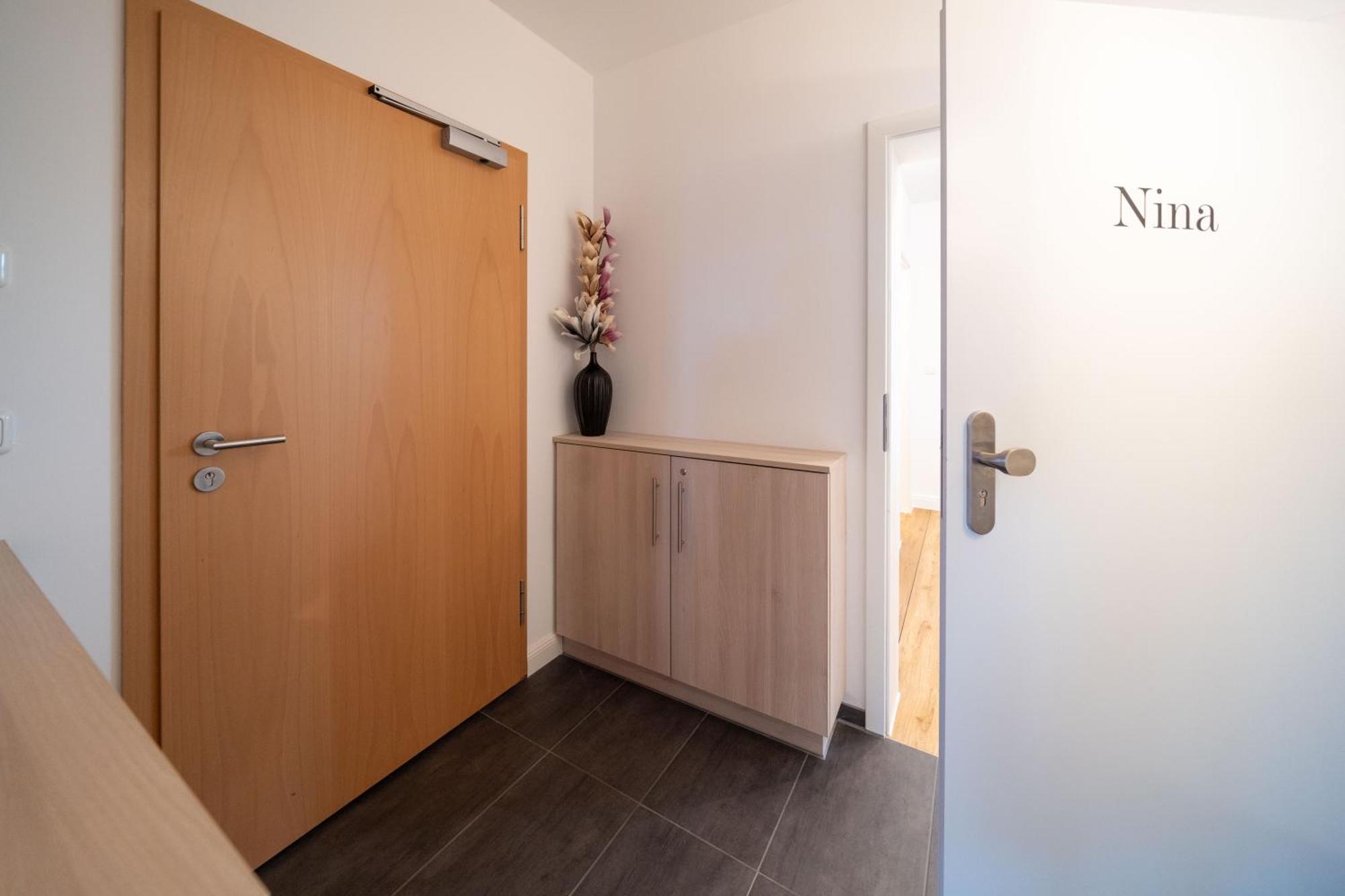 Apartmán Moebliertes Wohnen - Nina Rostock Exteriér fotografie